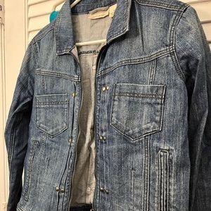 This DKNY denim jacket is a must-have for all your spring layering
